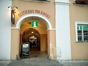 Pod radnicí