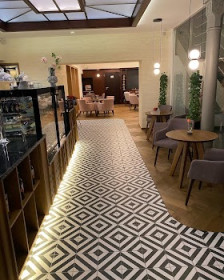 ALFA cafe & bistro