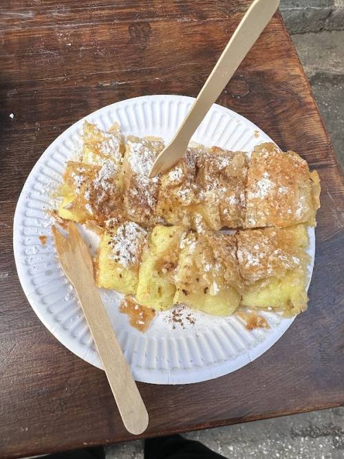 Bougatsa