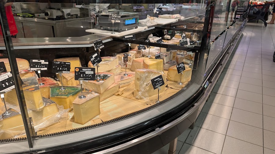 Intermarché SUPER Le Bourg-d'Oisans — fotka 4