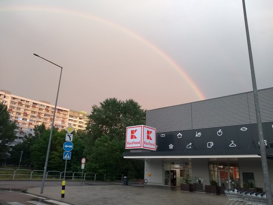 Kaufland Bratislava-Petržalka — fotka 1