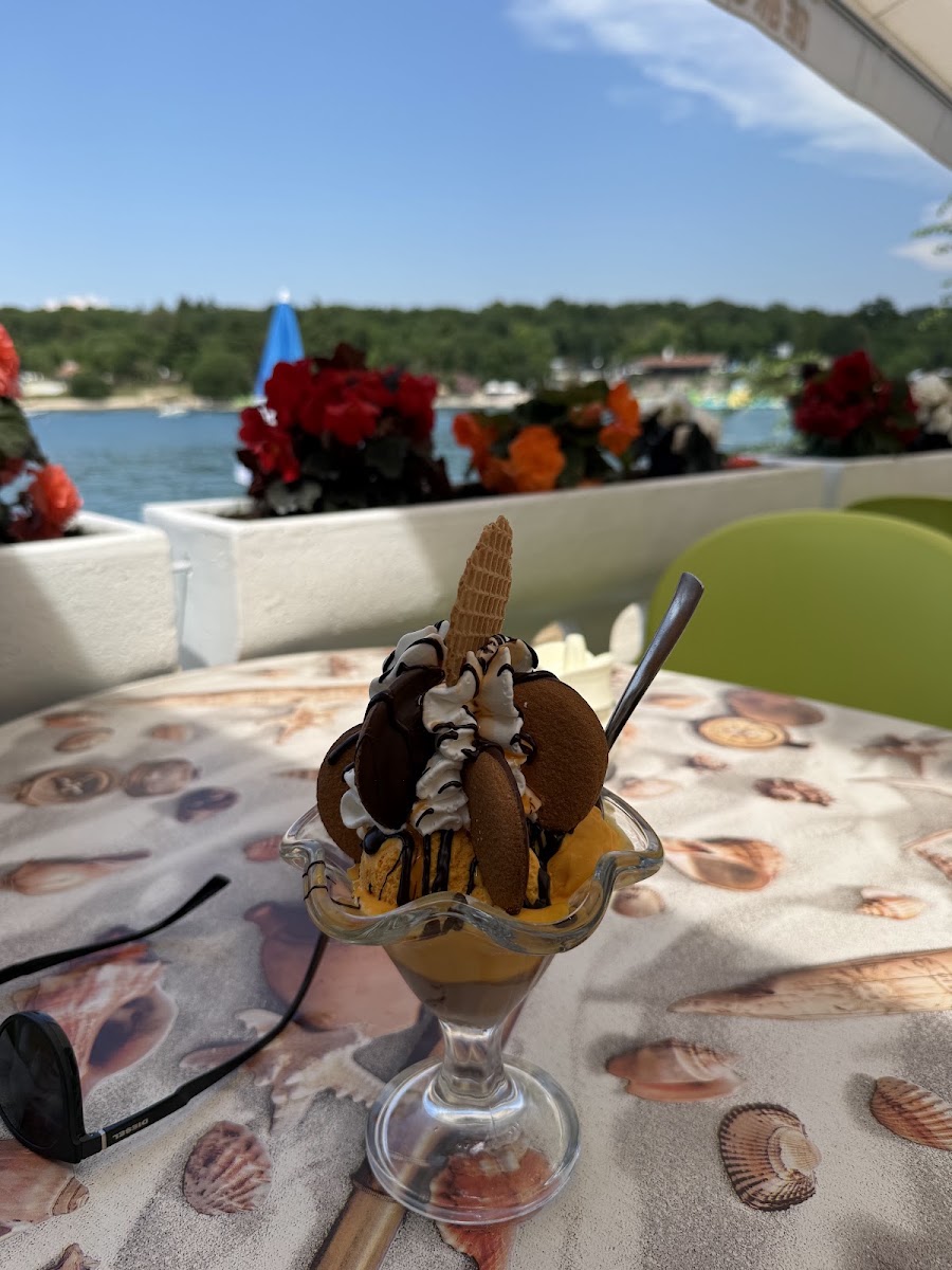 Cafe Bar Stellina — fotka 3