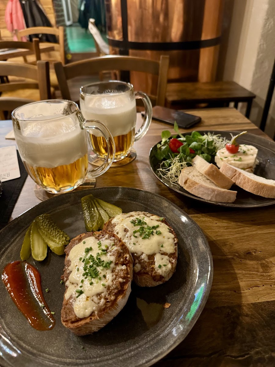 Piváreň U Andela tankové pivo Pilsner Urquell — fotka 2