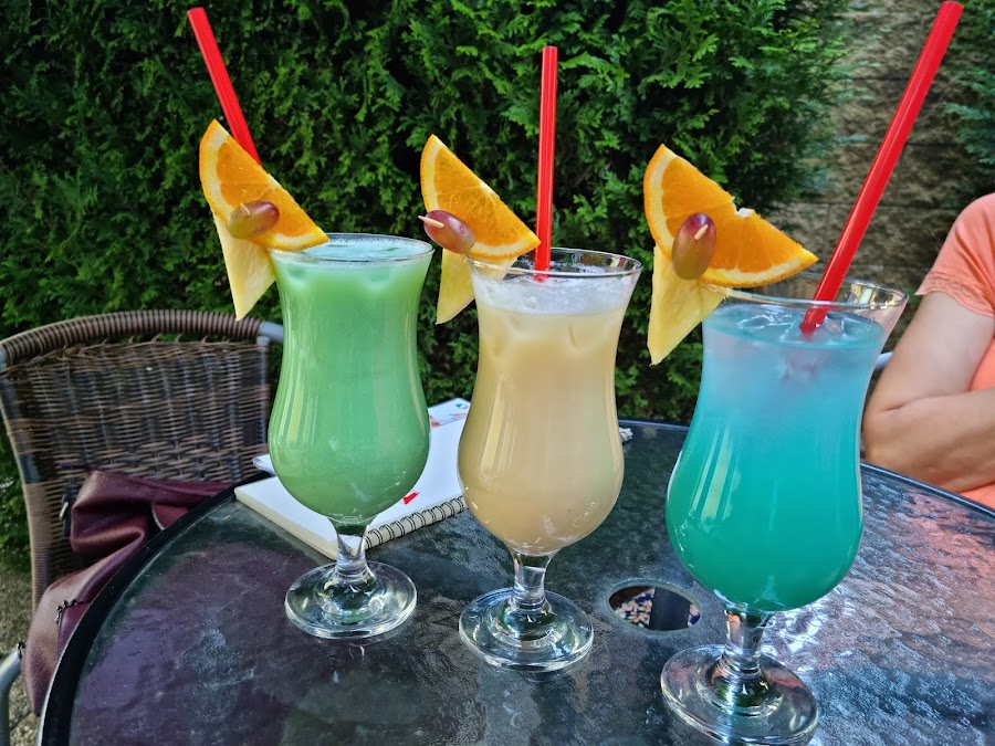 Caffe & Cocktail Bar Fortix — fotka 3