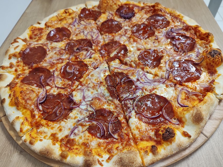 Donášková pizza Kmotra — fotka 1
