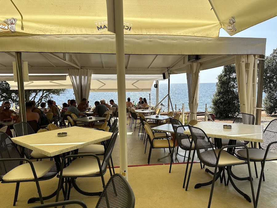 Fast Food & Cafe FRAI — fotka 1