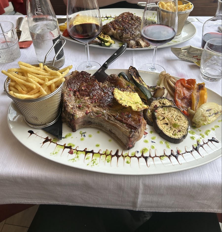 Ristorante Pizzeria Vecchia Napoli — fotka 3