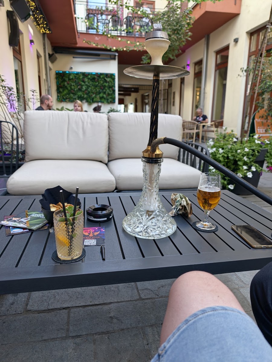 Zlatý Dvor - Shisha & Koktail Bar Košice — fotka 2