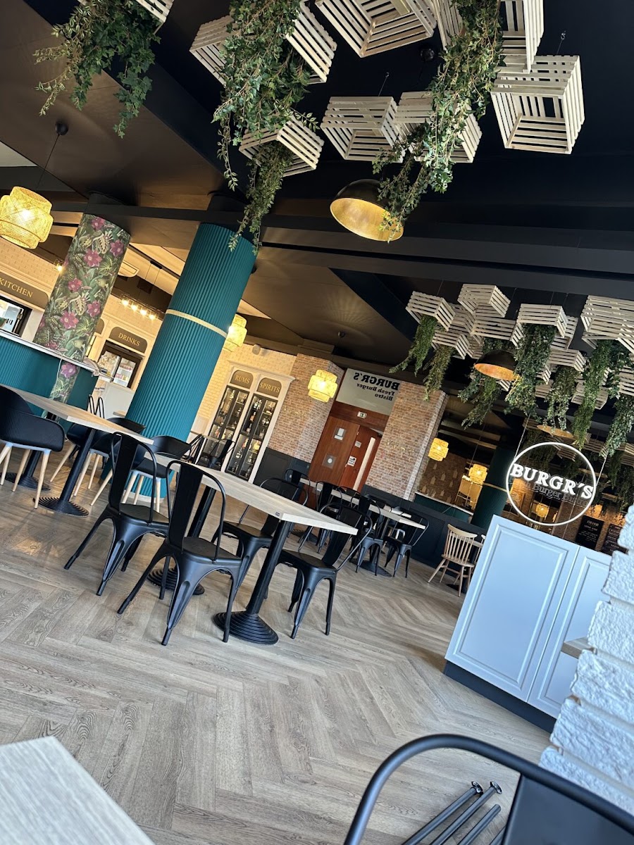 Burgr's Fresh Burger Bistro — fotka 1
