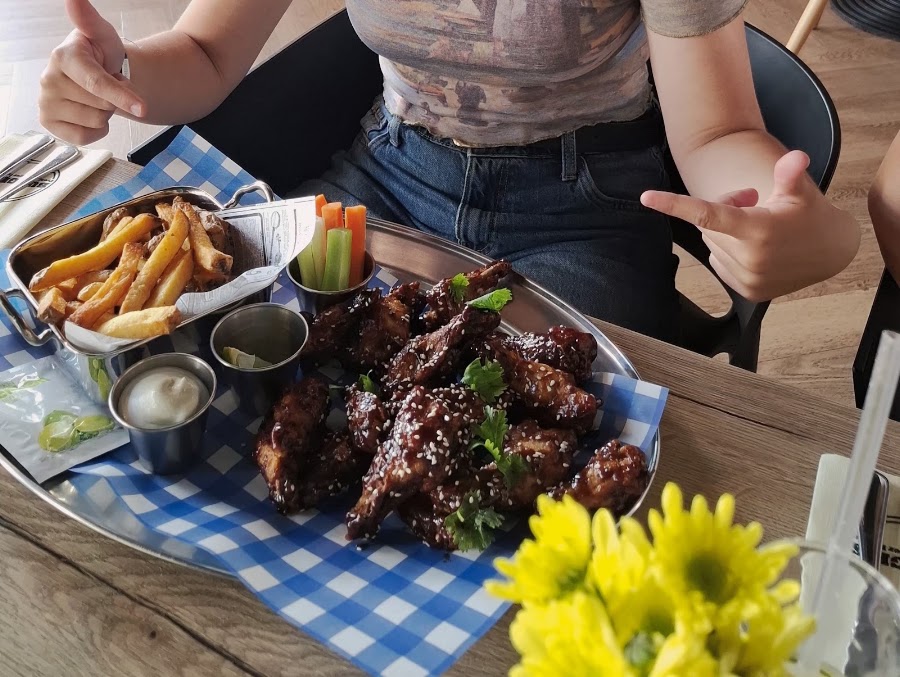 Burgr's Fresh Burger Bistro — fotka 3