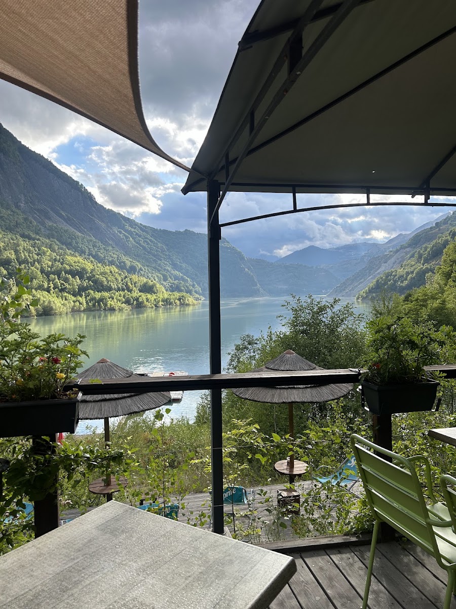 La Cabane au bord du Lac — fotka 3