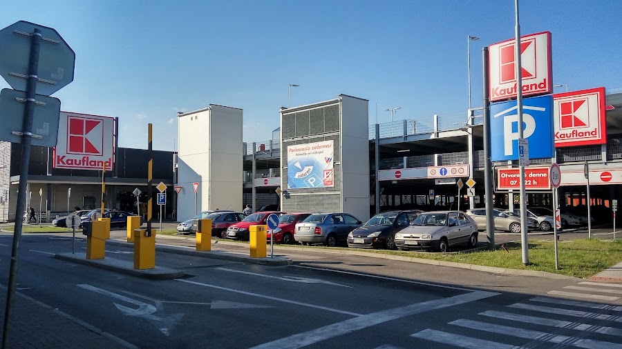 Kaufland Topoľčany — fotka 1