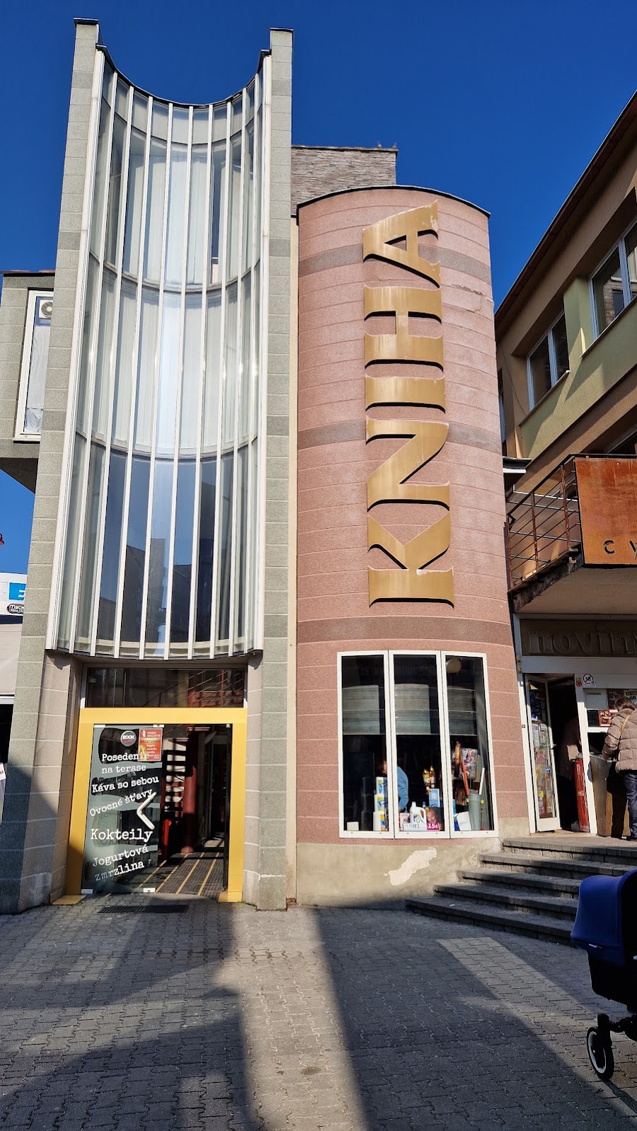 KNIHA, BOOK-café — fotka 4