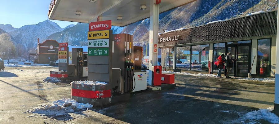 TotalEnergies - BOURG D'O ST LAURENT — fotka 4