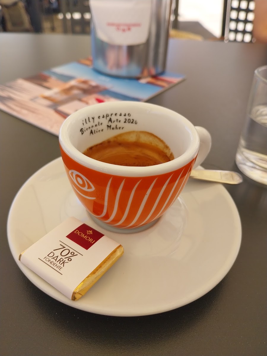 illy — fotka 4