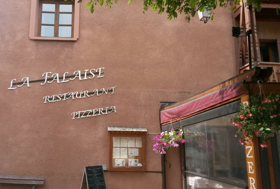 La Falaise Restaurant pizzeria — fotka 1