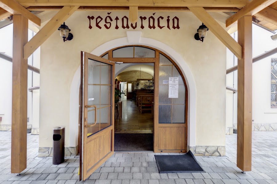 Hostinec a Penzión Stráže nad Zvolenom — fotka 1