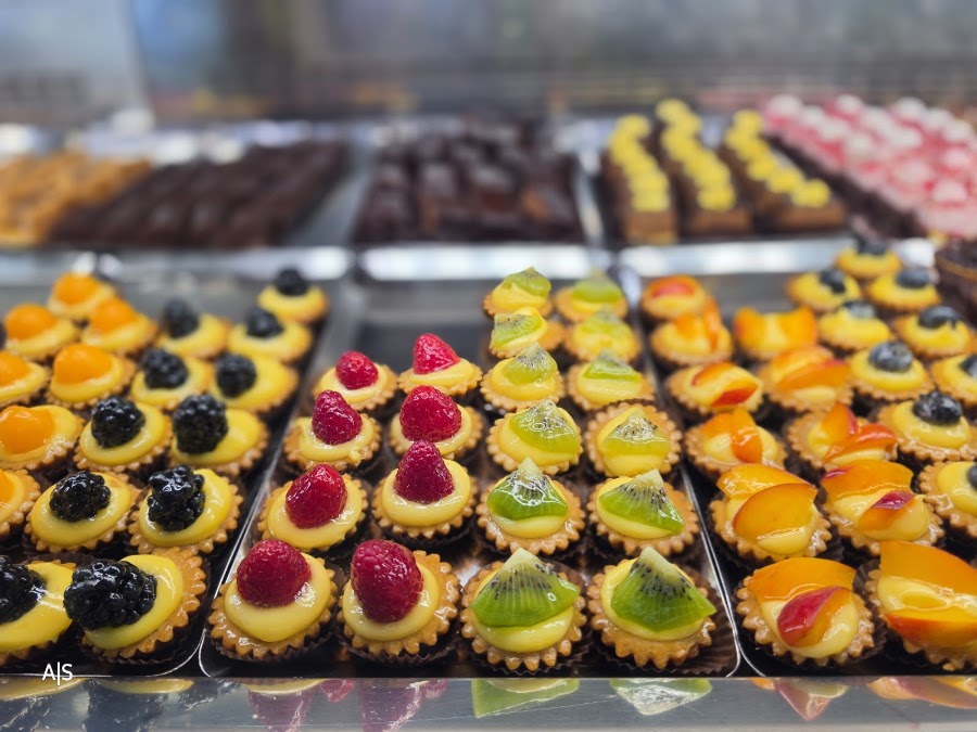 Pasticceria Tiramisu' Snc dei F.lli Mulana Mariabonaria e Luigi — fotka 2