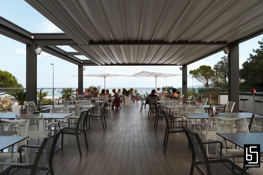 Sabbiadoro Beach Bar & Restaurant — fotka 1