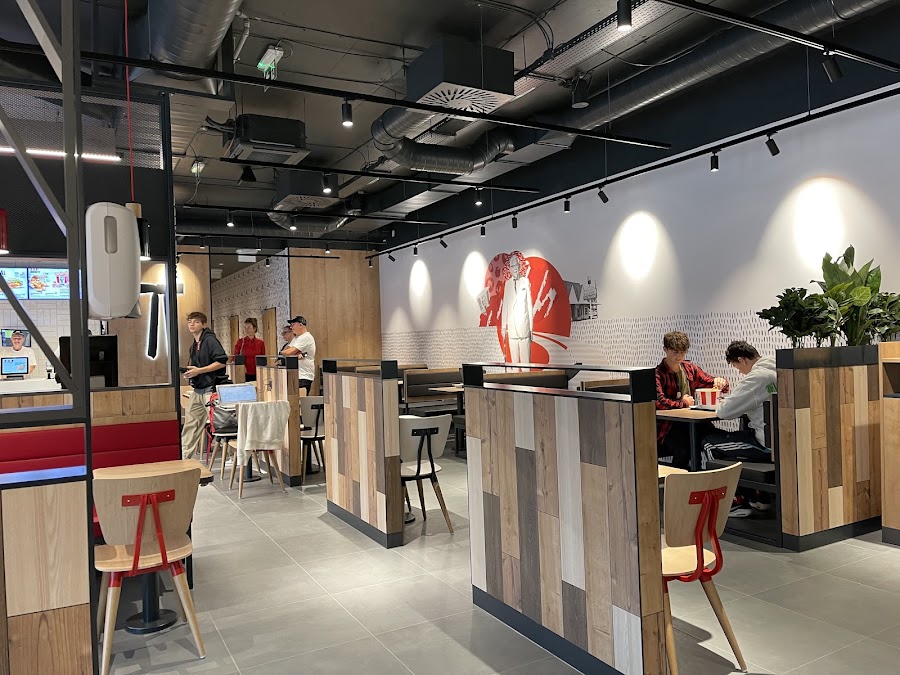 KFC Zvolen Drive Thru — fotka 4