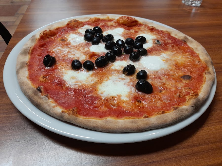 Bar pizzeria la fontana — fotka 3