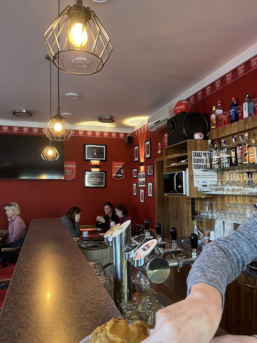 Arsenal Café — fotka 3
