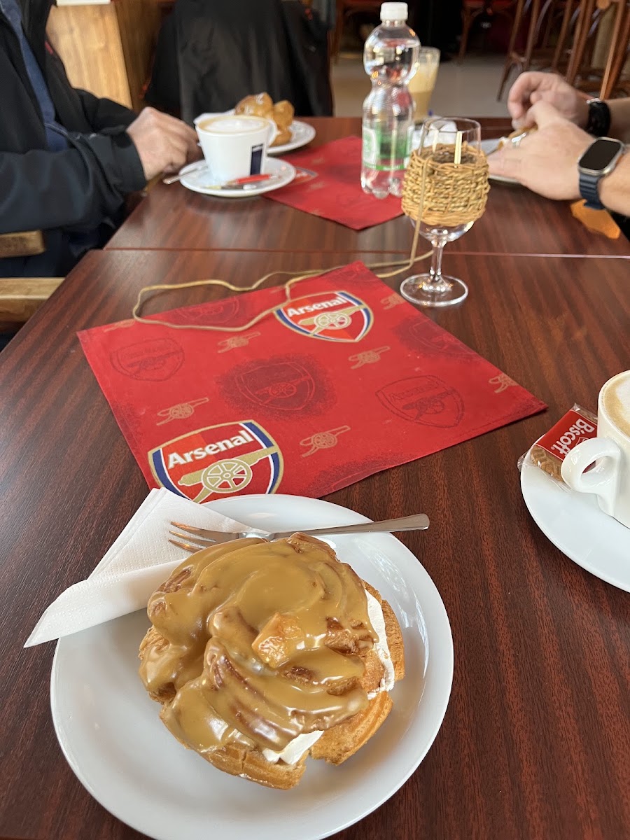 Arsenal Café — fotka 4