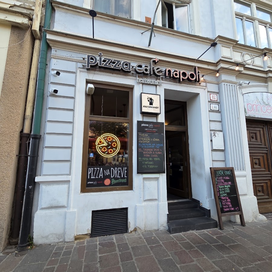 Pizza Cafe Napoli — fotka 3