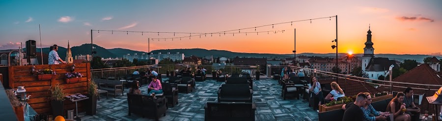 City Caffe & Cocktail Bar — fotka 3